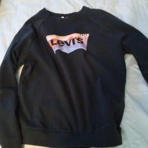 Levis sweater with print on front